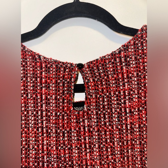 Banana Republic Knit Blouse - Picture 10 of 11